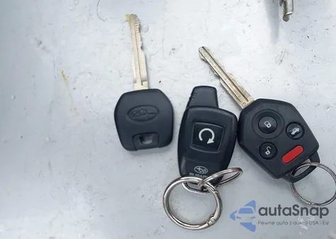 2015 Subaru Outback 2.5I Premium из США, поврежденный, VIN 4S4BSAFC0F3342691